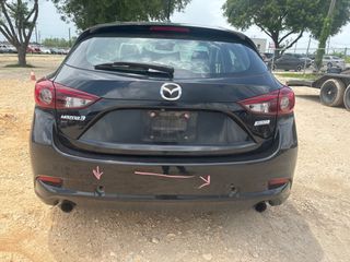 2018 Mazda Mazda3 Hatchback Sport - Exterior Rear Center Image